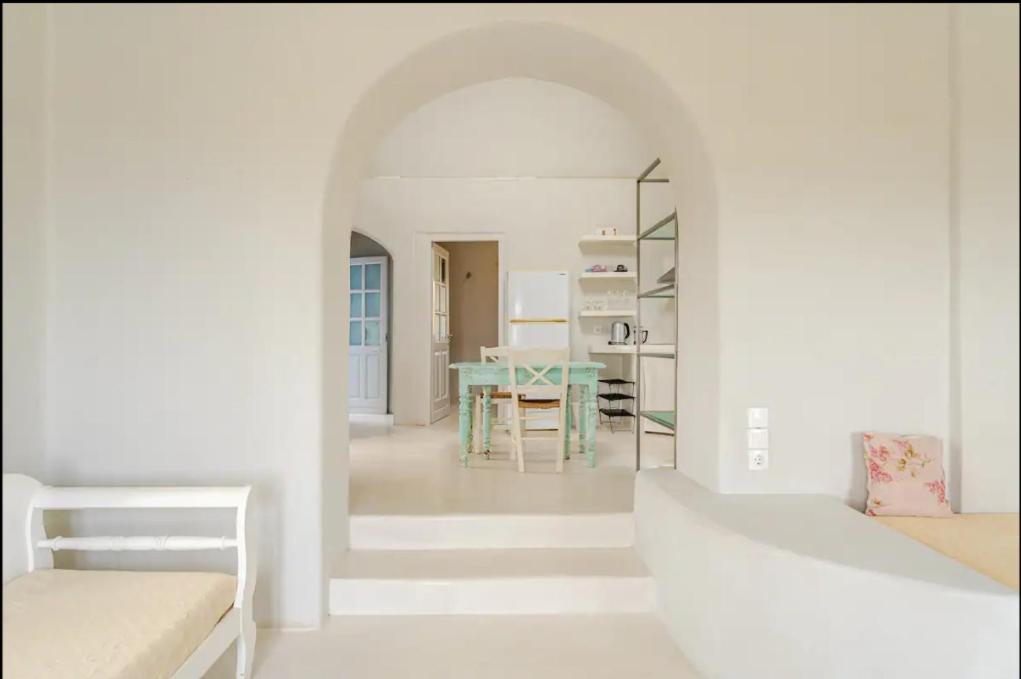 Drakkar Houses Fira  Exterior foto